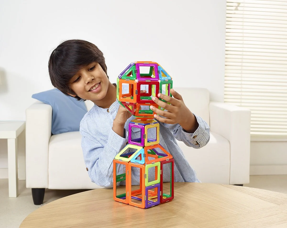 GeoSmart Educational Set - GeoMagnetic Construction Featuring 100 Pieces for Ages 5+ - Image 5
