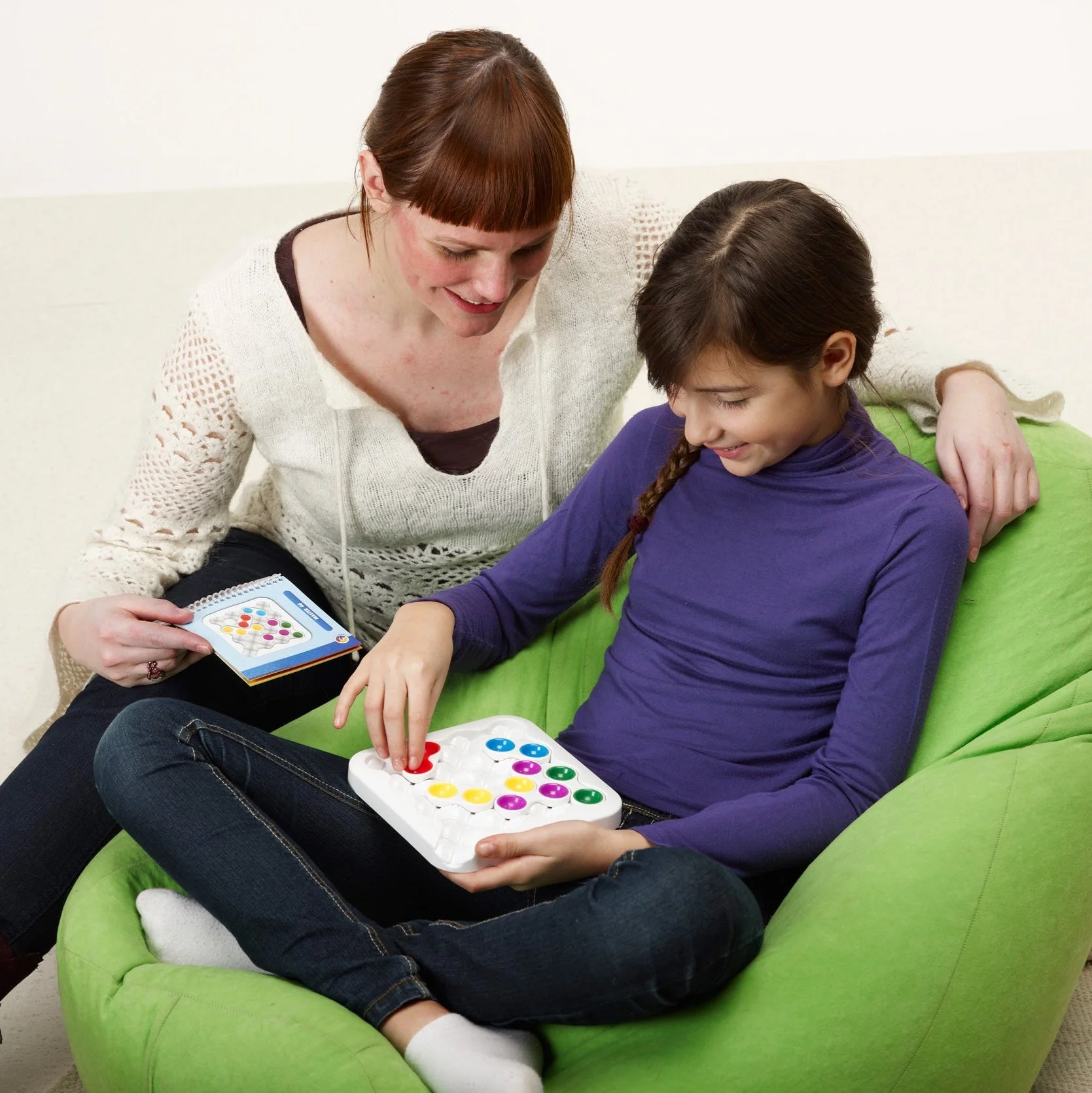 Anti-Virus Sliding Puzzle Logic Game with 60 Challenges - Image 8