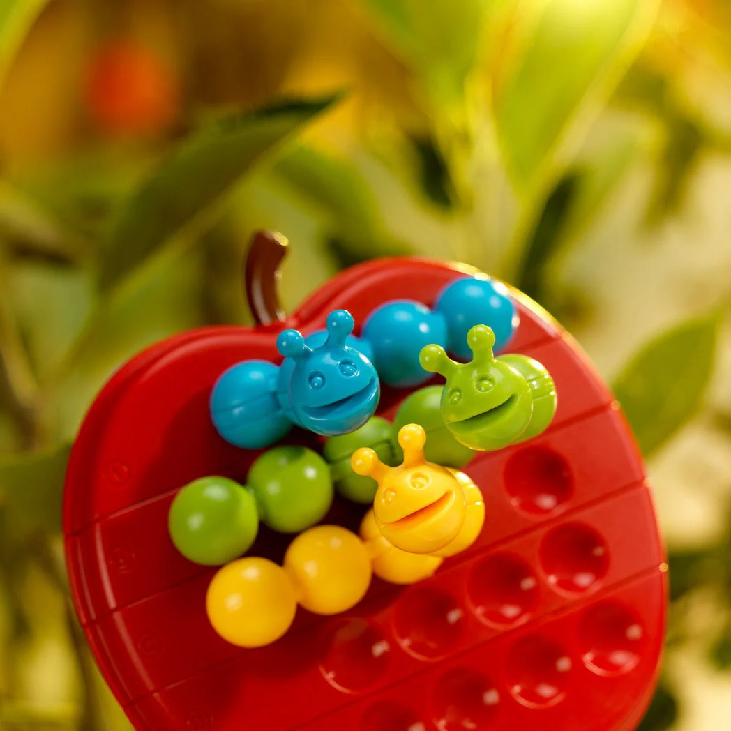 Apple Twist Travel Puzzle Game with 60 Challenges for Ages 5+ - Image 7