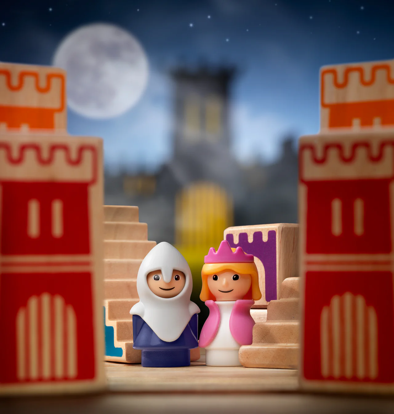 Camelot Jr. Wooden Puzzle Game for Ages 4+ - Image 8