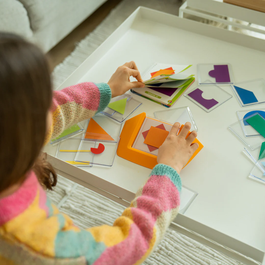 Color Code Skill-Building Puzzle Game Ages 5+ - Image 9