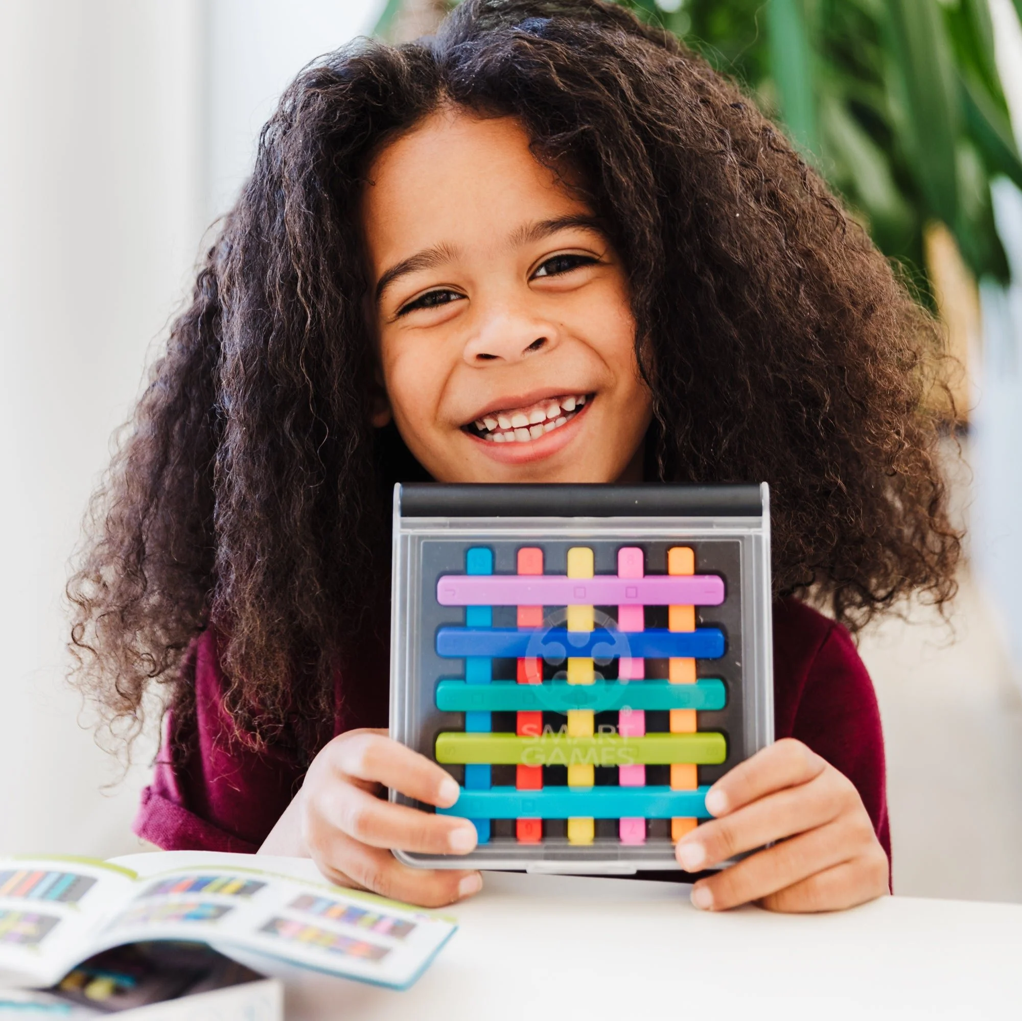 IQ Stixx Stacking Travel Game with 120 Challenges for Ages 7+ - Image 7