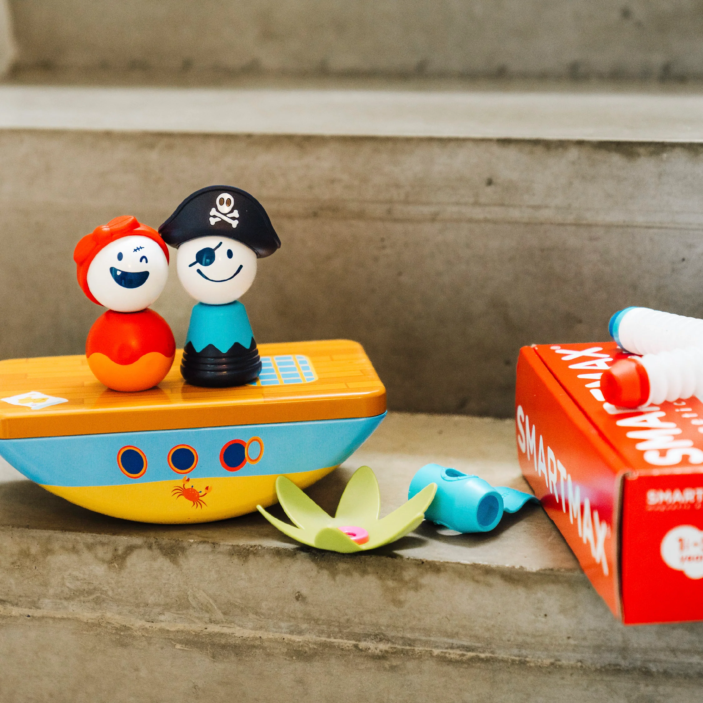 SmartMax My First Pirates Magnetic Building Play Set for Ages 1-5 - Image 8